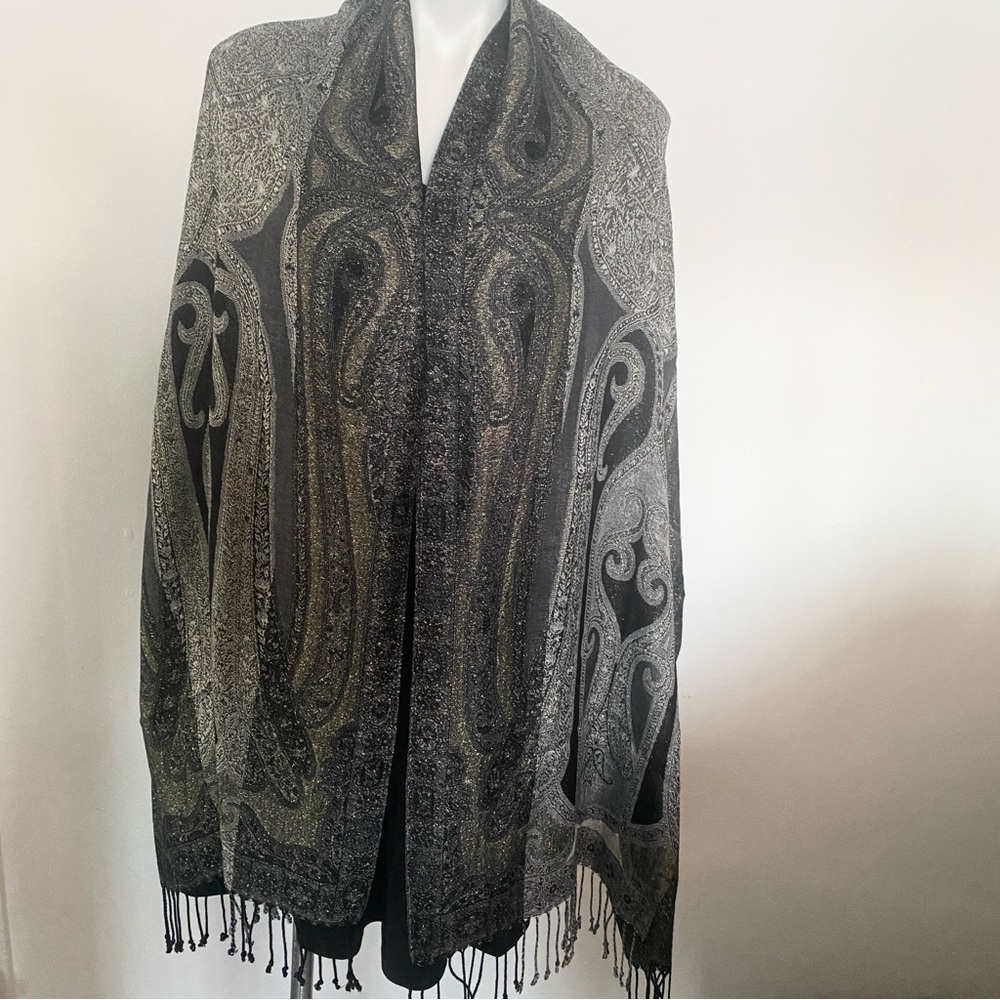 Paisley Black Gray Metallic Threads Gold/Silver Scarf Wrap 78” x 21.5” Nice!